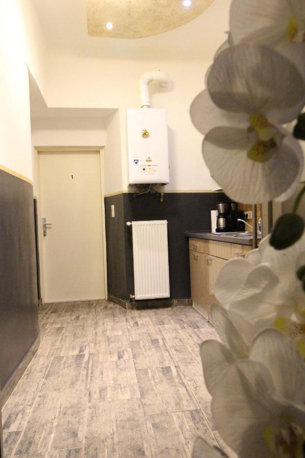 Family Quad Room Rf Vienne Extérieur photo